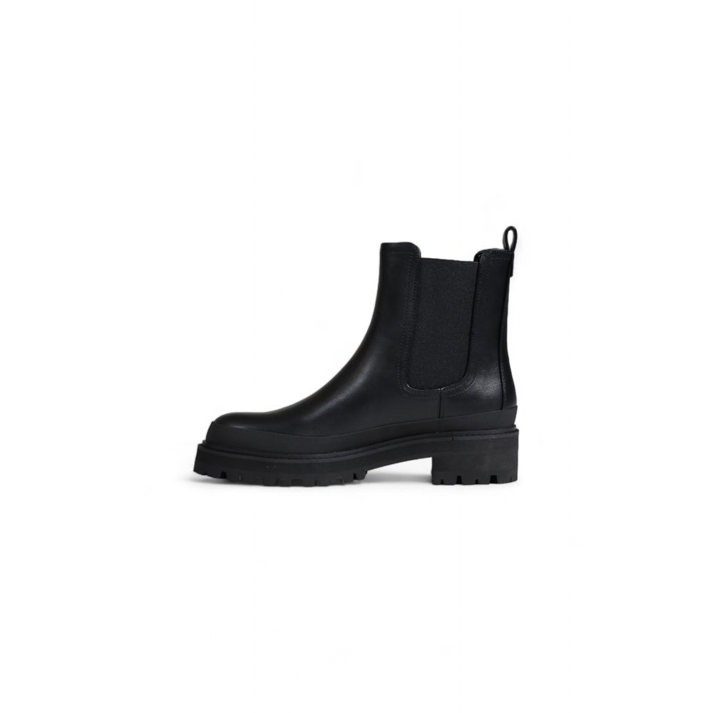 Black Polyethylene Ankle