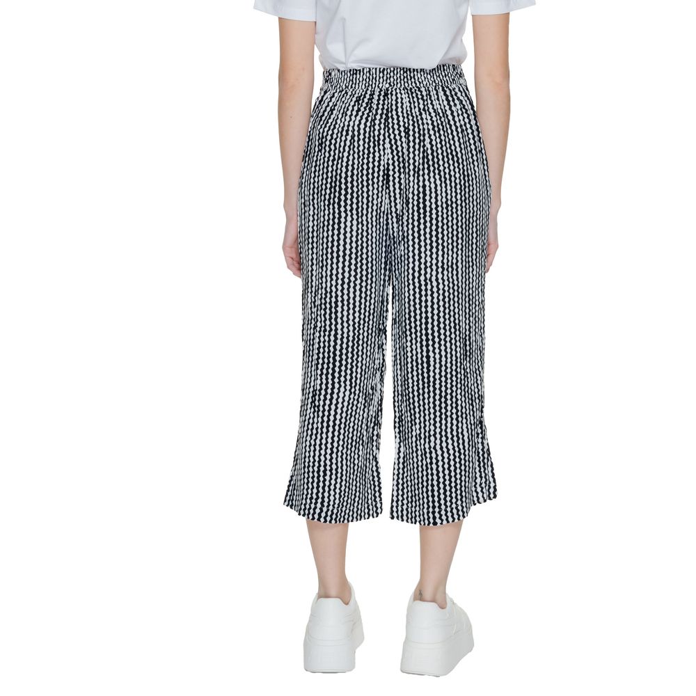 Black Viscose Cropped Pant