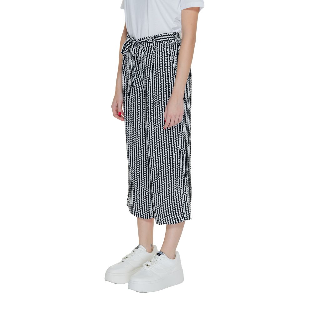 Black Viscose Cropped Pant