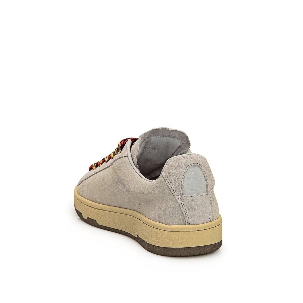 Curb Sneakers