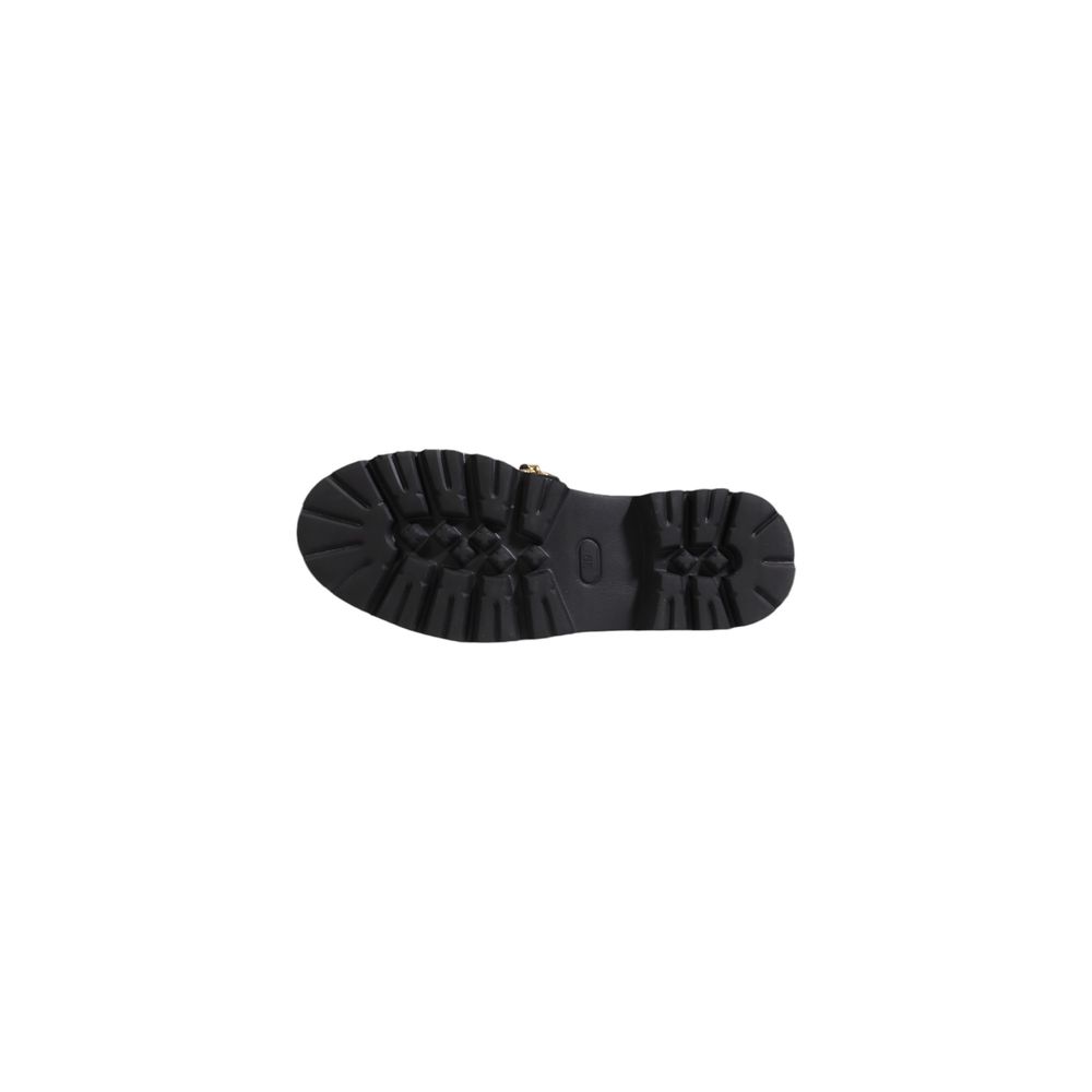 Black Leather Platform