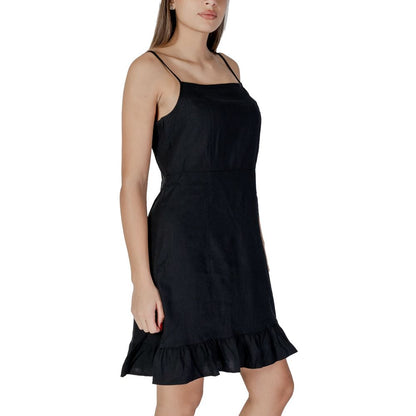 Black Linen Midi