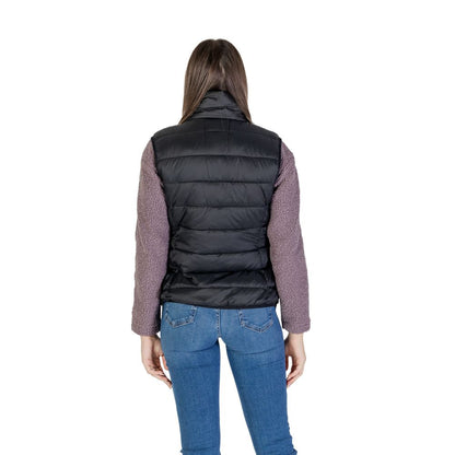 Black Nylon Sleveless Jacket