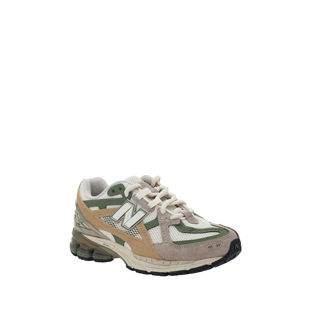 1906 Sneakers