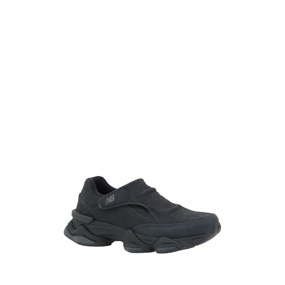 8040 Sneakers