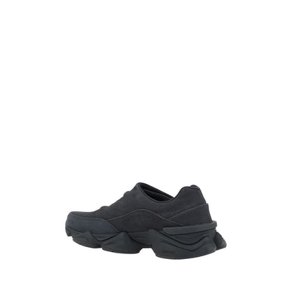 8040 Sneakers
