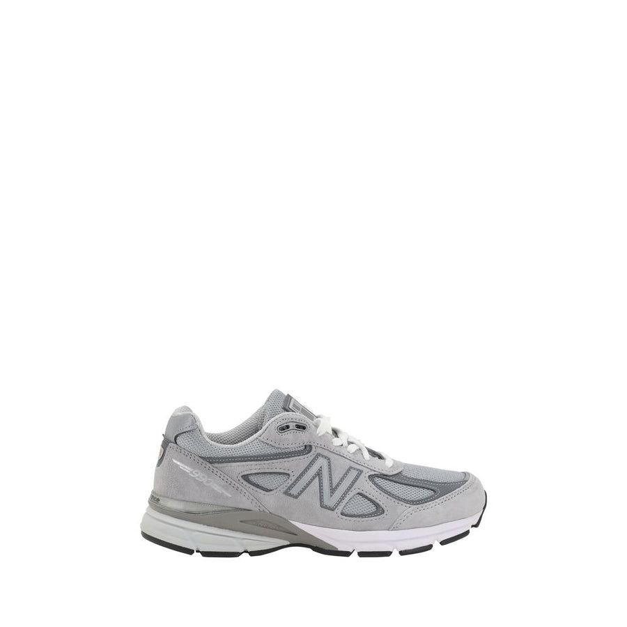 990 Sneakers