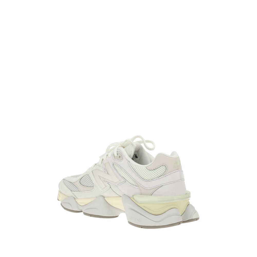9060 Sneakers