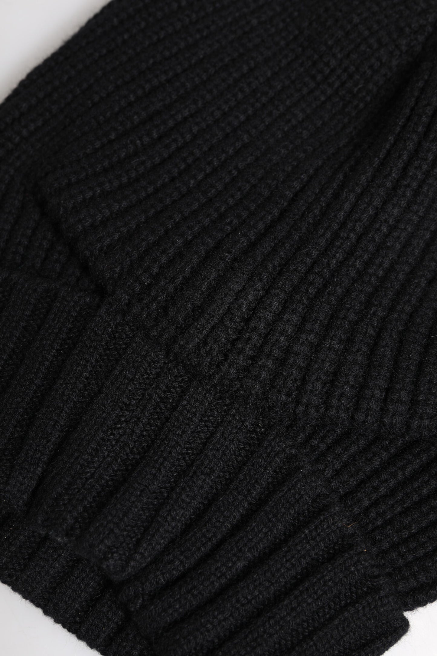 Black Cashmere Knitted Winter Beanie Hat