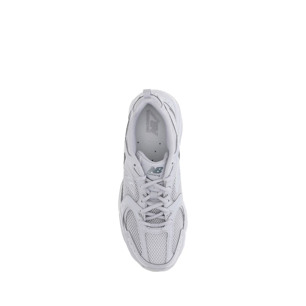 530 Sneakers
