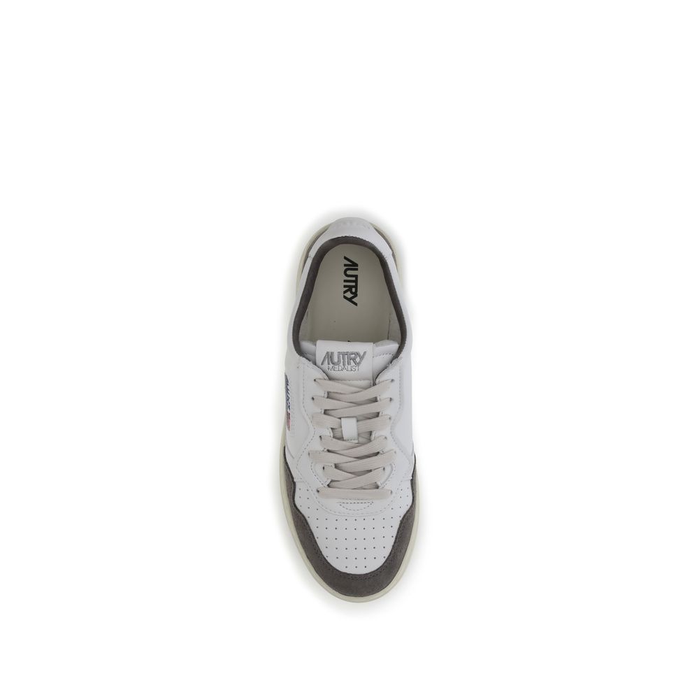 Medalist Low Sneakers