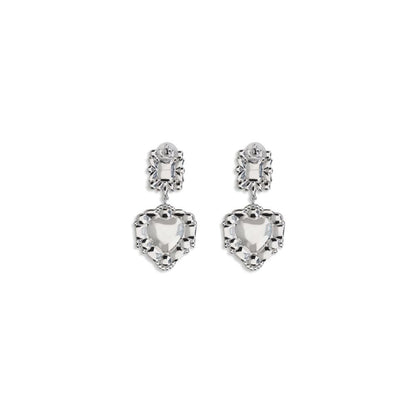 Earrings with heart-shaped pendant