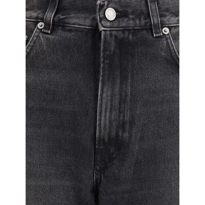 Wide-leg Jeans