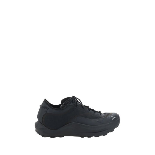 Sella Sneakers