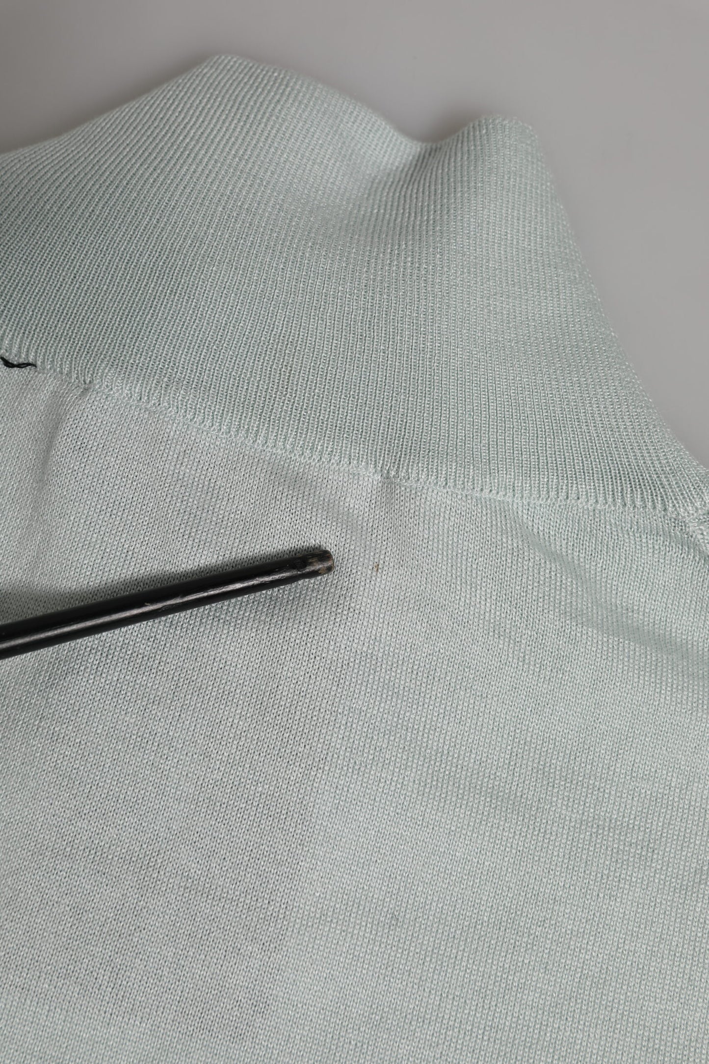 Gray Turtle Neck 3/4 Sleeves Pullover Top